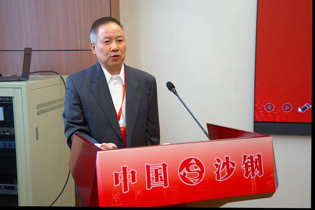 10中國獸藥協(xié)會秘書長董義春.jpg
